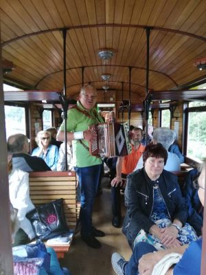 40953823 916775141865268 3700508650746413056 o 916775121865270