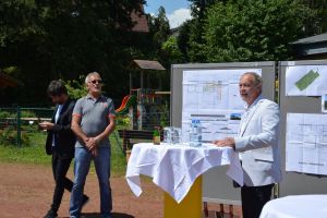 37214725 869359313273518 3957719360042172416 o 869359303273519